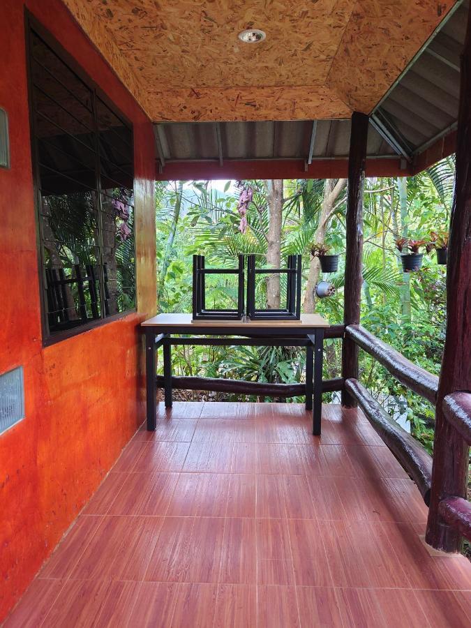 บ้านดินโฮมสเตย์ ปางอุ๋ง Ban Huai Makhuea Som Dış mekan fotoğraf